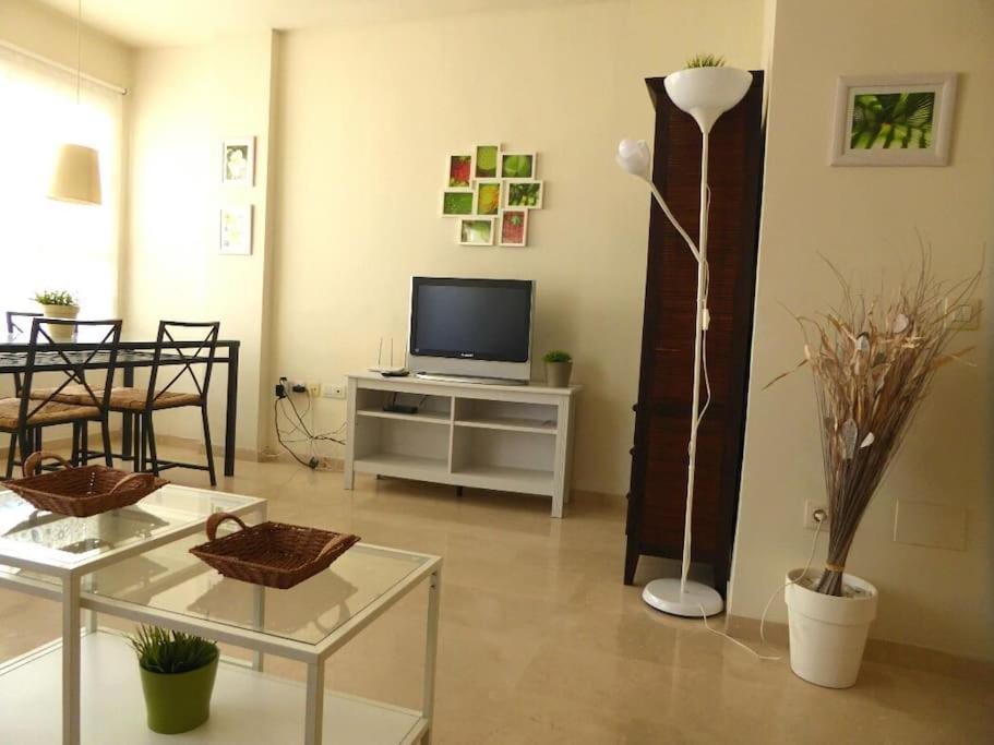 Atico Fresco Y Luminoso Con Aparcamiento Privado Apartamento Nerja Exterior foto
