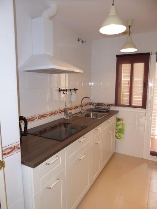 Atico Fresco Y Luminoso Con Aparcamiento Privado Apartamento Nerja Exterior foto